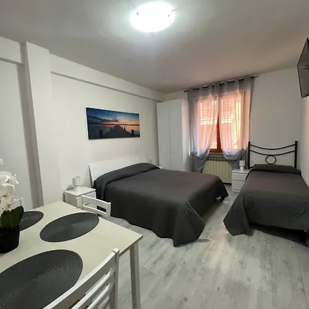 Appartement Your Outlet 4 *