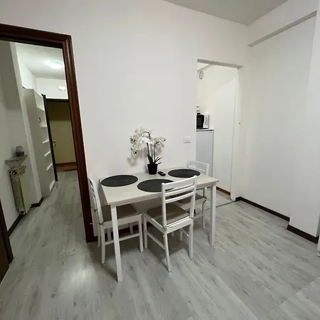 Appartement Your Outlet 4 *
